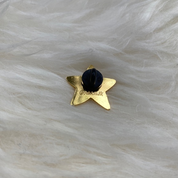 Gold pin - Picture 3 of 4